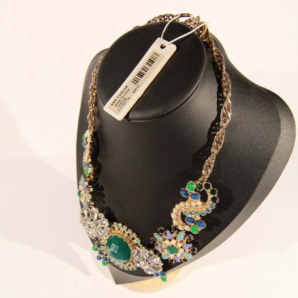 NWT Ann Taylor Gold Tone Rhinestone Necklace - Picture 9 of 11